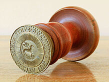 Siegelstempel_2_hoch_web